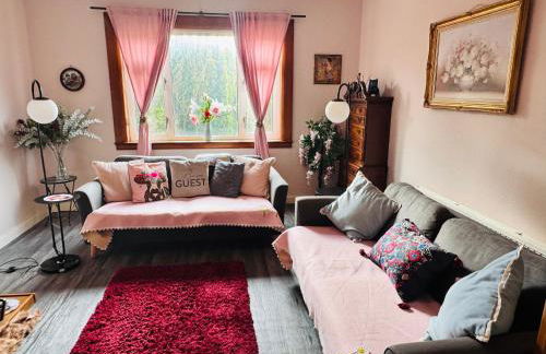 Park Road Holiday Home - Spacious 3 bedroom house with garden near Edinburgh - Photo 4