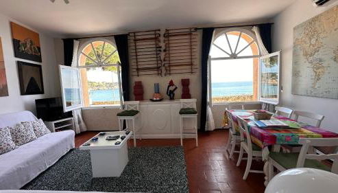 Apartamento con jardín a 11 metros de la playa. B3. - Foto 2