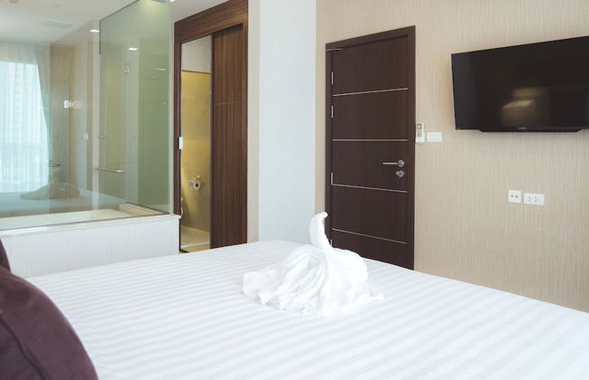 The Astra Condo - Foto 11