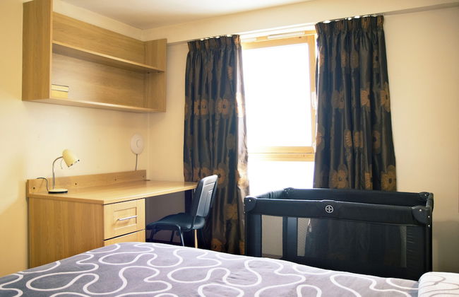 St Angela’s Lakeside Aparthotel - Photo 8