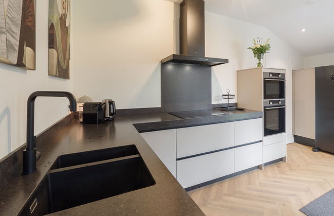 4 bedroom House in Colijnsplaat with garden and terrace - Photo 16