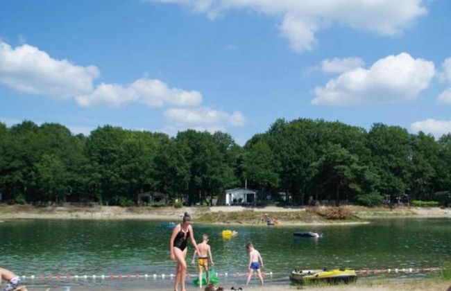 Spacious Villa in Forest Park - Photo 43