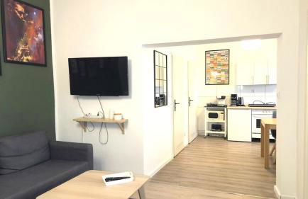 Modern Gesundbrunnen Flat Sleeps 6 Guests - Foto 21