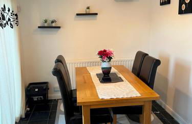 Comfortable 2-Bed Flat in Heart of Tyne Wear - Pass the Keys - Foto 49