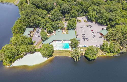 Blue Ridge Bungalow with Hot Tub - Foto 41