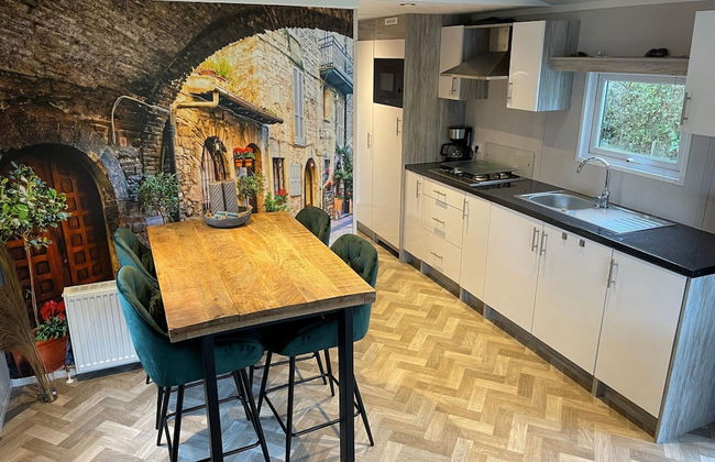 Charming Chalet With Spacious Enclosed Garden - Foto 6