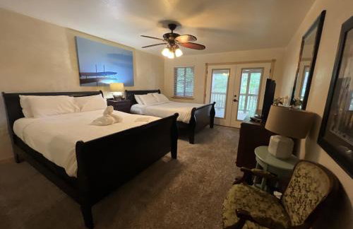 C21, Three bedroom, three bath log-sided, luxury Harbor North cottage with hot tub cottage - Foto 50