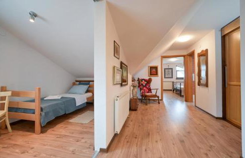 3 Bedroom Beautiful Home In Novi Marof - Foto 30