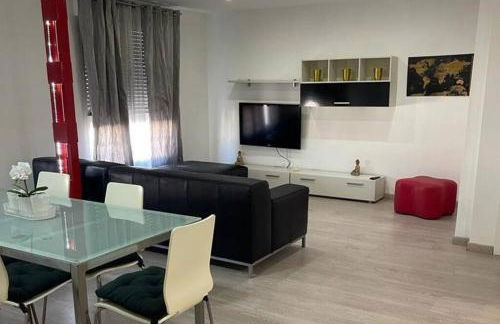 Lujoso y amplio apartamento en Crevillente - Foto 1