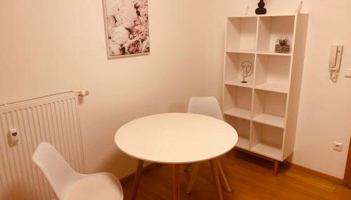 FELIX LIVING 4, Moderne 2-Zimmer Wohnung in Stadtrandlage, Balkon & Parkplatz - Foto 4