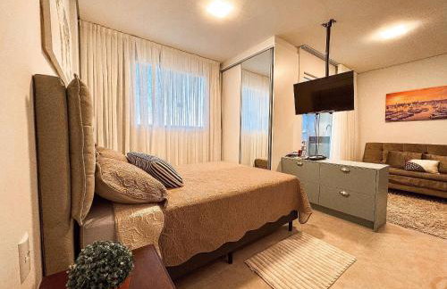 Flat Completo c/ Piscina e Garagem - Foto 2