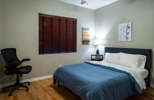 5BR 3BA Family friendly entire home w pool, spa, games, tvs, and more - Photo 20