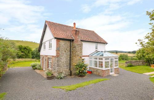 The Old Farmhouse, Upper Pitts - Photo 1