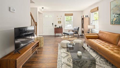 End Unit Townhome with in No VA, 40 Mins to DC, Pets OK - Foto 3