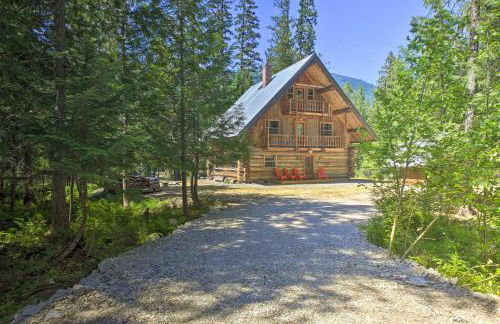 Expansive Moyie Riverfront Cabin - Pets Welcome! - Foto 32