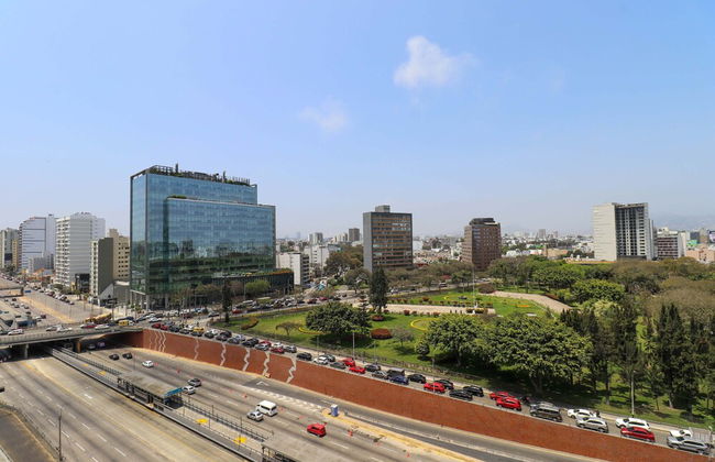 w Comfy 2BR w Park View in Miraflores - Foto 11