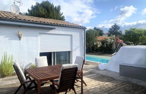 Vaux sur Mer - MAISON de PLAIN-PIED - CONFORT et AMBIANCE COCOONING - PISCINE - Foto 13