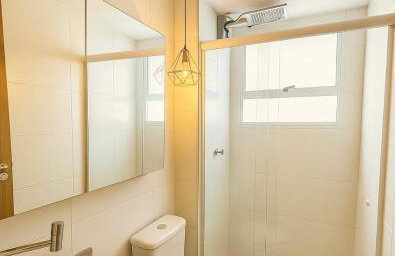 Apartamento novo, excelente localização, 7 min da praia - Foto 10