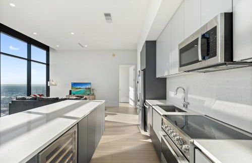 Luxurious Highland Park Penthouse with Stunning Views - Foto 7