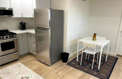 Modern 1-Bedroom Cozy Retreat - Foto 3