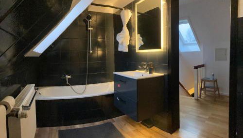 Kaffee, Klima, Klappsessel - Zentrale FeWo für 5 Gäste, Nähe Bahnhof - Photo 5