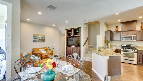 Walk to Public Transit Oceanside Home with Balcony - Photo 3