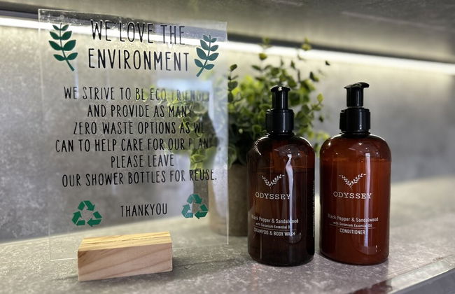 Luxury Cottage, Views of the Lakes With Hot Tub - Photo 3