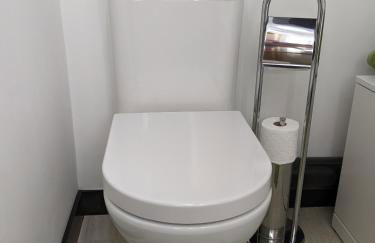 Characterful 2 bed cottage, quiet village setting - Photo 10