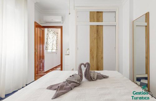 Coqueto apartamento céntrico con terraza y parking - Foto 25