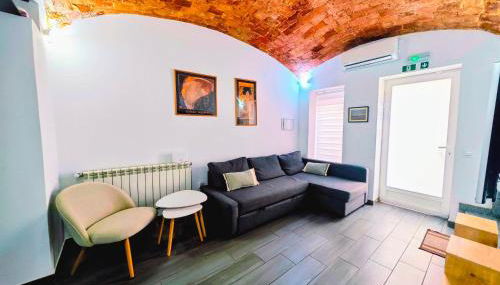 El Castúo centro histórico con parking gratuito - Foto 3