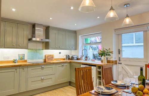 NEW - Luxury Cawsand Cottage, Steps from the Beach - Foto 6