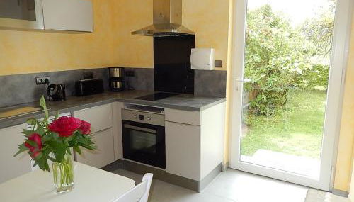 Logement indépendant dans cité médiévale - Foto 3, Garden