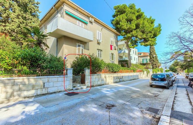 2-bdr apt With Shared Garden, 3 min Walk to Beach - Foto 37