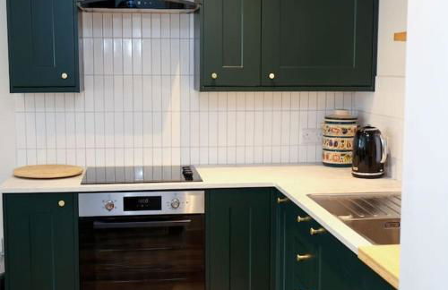 Spacious 1-bed apartment with super king or twin in central Charlbury, Cotswolds - Foto 9