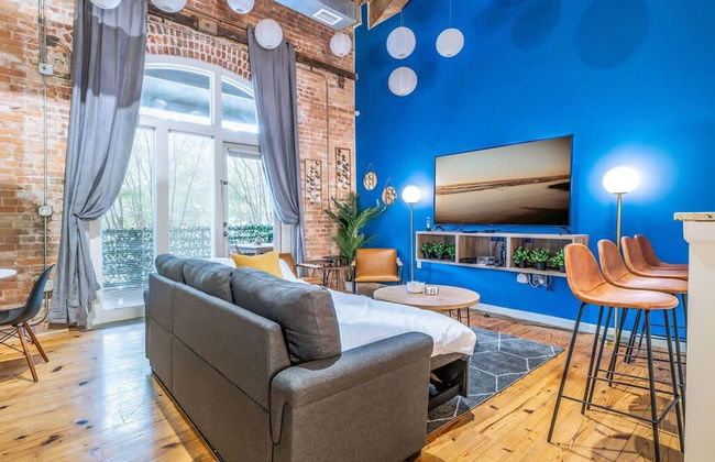 100 Year-old Historic Brick 2BR Loft Large Patio2 - Foto 62