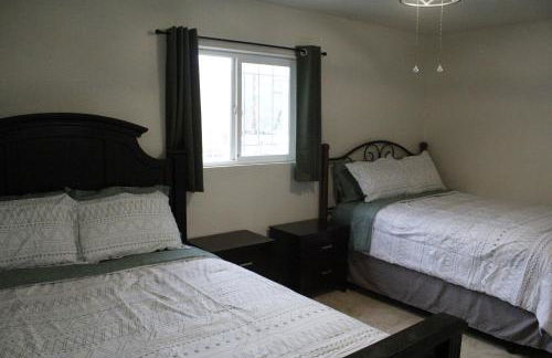 Hummingbird Hill - Entire Cabin - Foto 38