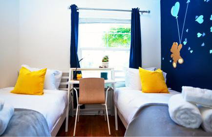 Cheerful 3BR Bar, Jacuzzi & Kids Treehouse - Foto 30