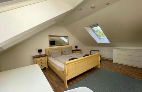 Westendperle am Olympiastadion - Foto 1