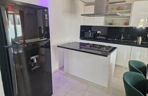 Apartment Casa Lumina - 5 minutes to the airport - Foto 49