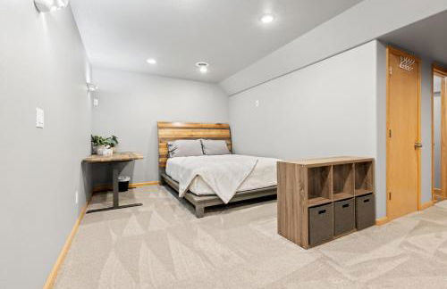 Perfectly Located 3 Bed 3.5 Bath Beautiful Townhome - Photo 25