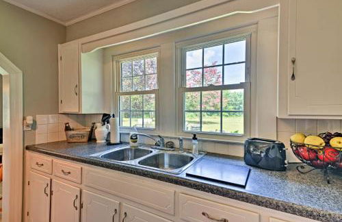 Peaceful Elkin Vacation Rental about 17 Mi to Mt Airy! - Foto 8