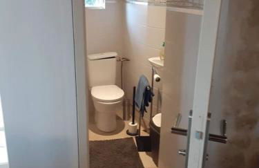 Jonzac Centre Ville - Private Home near Chateau - Photo 14