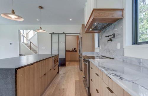 Contemporary Mountain Holiday Home with Hot Tub - Foto 35