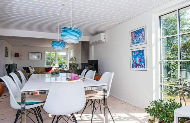 4 Person Holiday Home in Malling - Photo 20