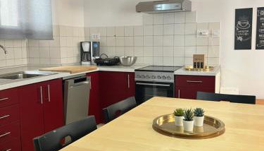 SeaYou!***Charming 1-bedroom rental unit in the old city center of Cres - Foto 5