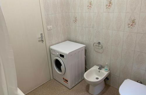 At Mollys metro A LucioSestio - Foto 34