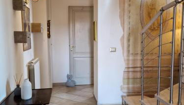 “Attico Garibaldi” nel cuore della Toscana - Foto 4