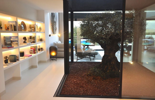 Montblau in Buger With 4 Bedrooms and 5 Bathrooms - Foto 12