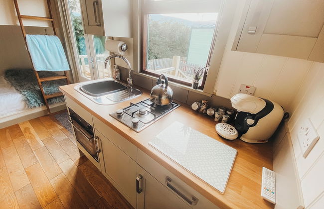 Erw Glas Glamping and Camping - Photo 51