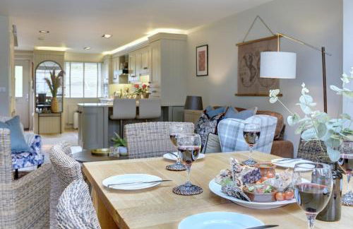 Market House by Spa Town Property - Spacious & Stylish Townhouse with Free Parking Near to Stratford-upon-Avon, Warwick & Solihull - Foto 15